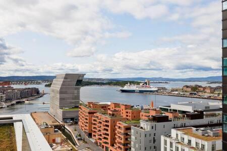 Spacious Modern 3br At Barcode Apartment Oslo