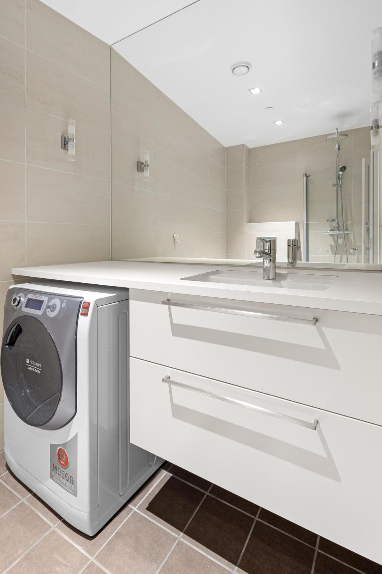 Spacious Modern 3br At Barcode Apartment Oslo